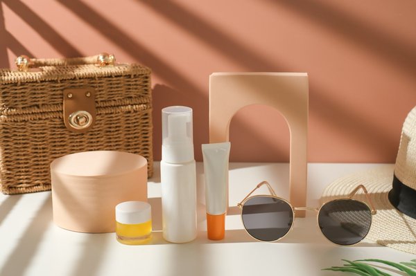 Soin des lèvres et des mains sèches : les solutions express pour les réparer rapidement